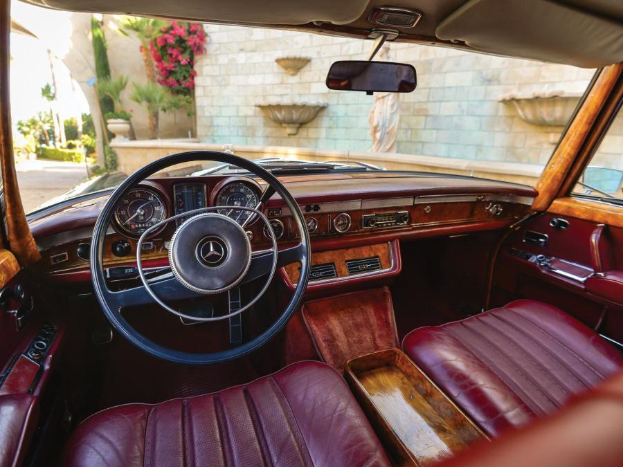 Торпедо Mercedes-Benz 600 Pullman Limousine 1970 года  (фото 9 из 31)
